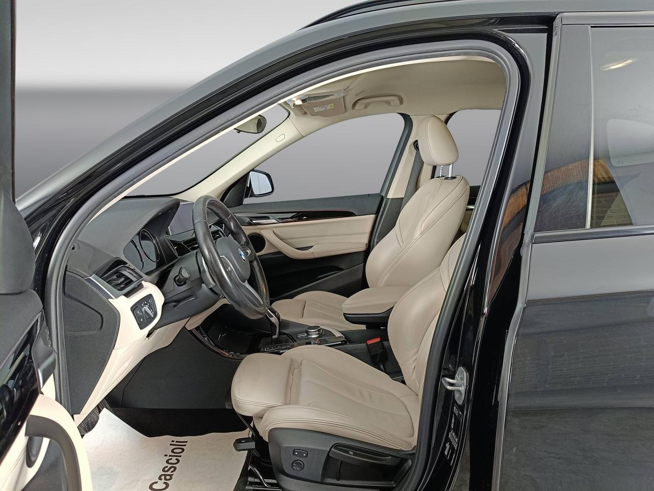 BMW X1 F48 - X1 sdrive20d xLine