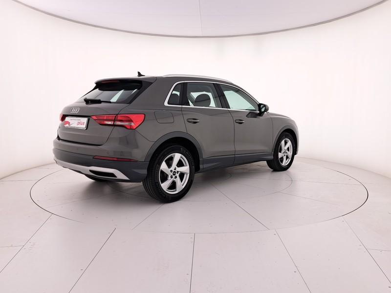 Audi Q3 35 2.0 tdi business advanced s-tronic