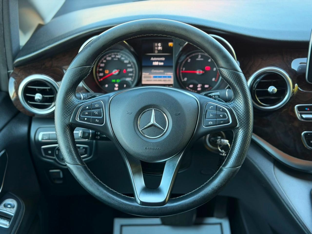 Mercedes-benz V 220 d Automatic 4Matic Premium Extralong 190cv