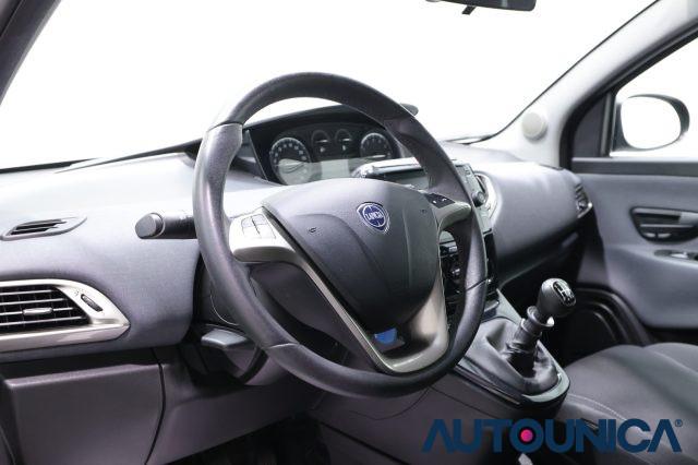 LANCIA Ypsilon 1.0 FIREFLY 5 PORTE S&S HYBRID GOLD FARI LED