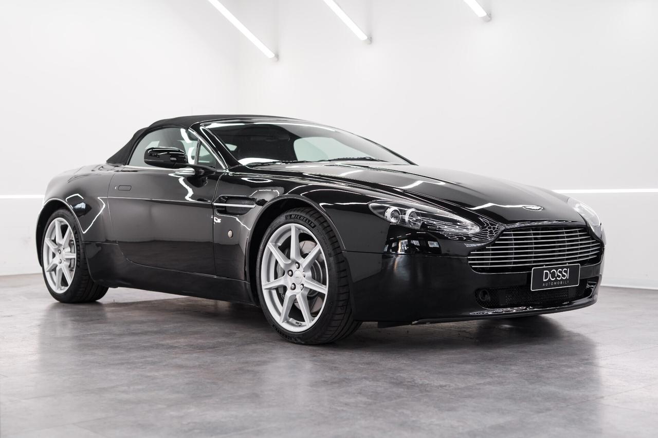 Aston Martin V8 Vantage CABRIO
