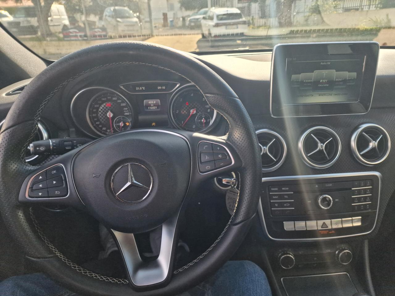 Mercedes-benz A 180 d Premium