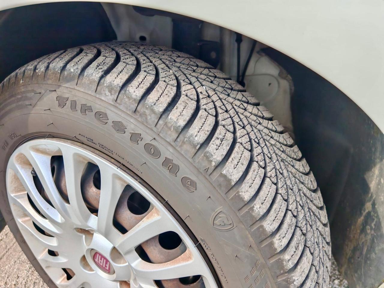 Fiat Punto 1.2 benzina 69cv Neopat - 54.000km