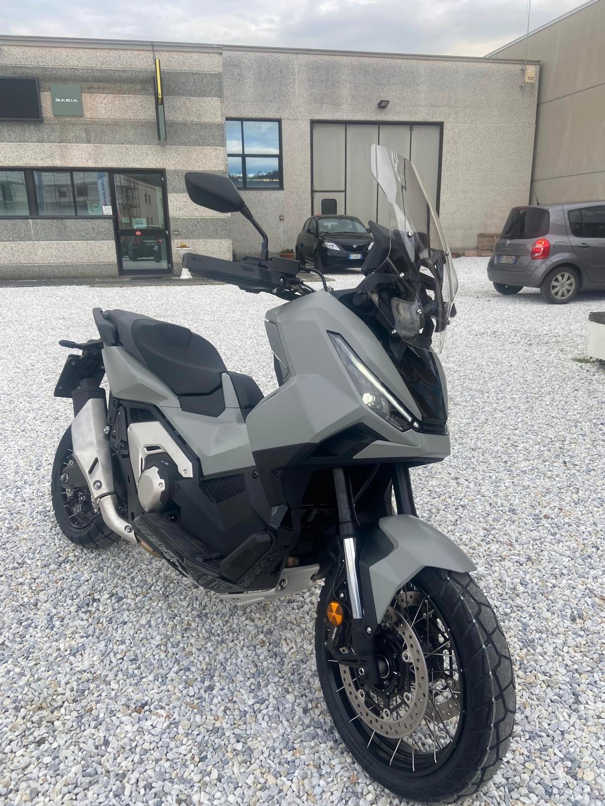 Honda X-ADV 750