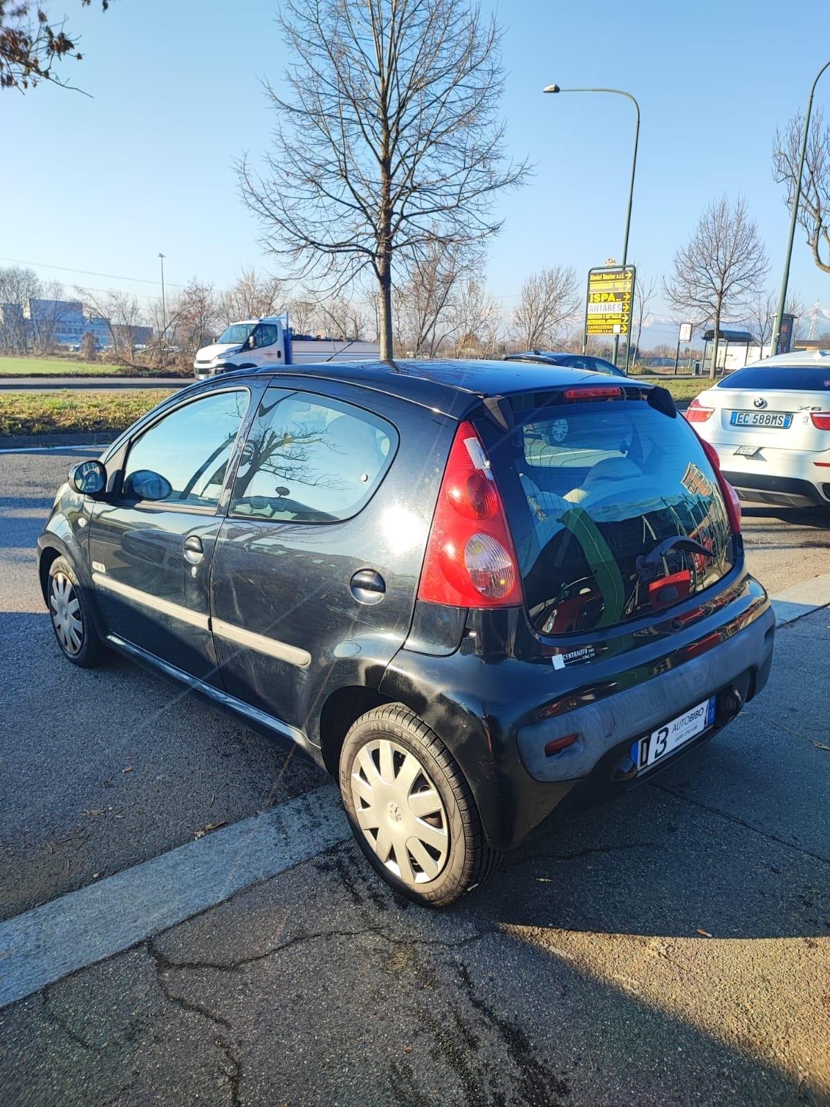Peugeot 107 1.0 68CV 5p. Sweet Years