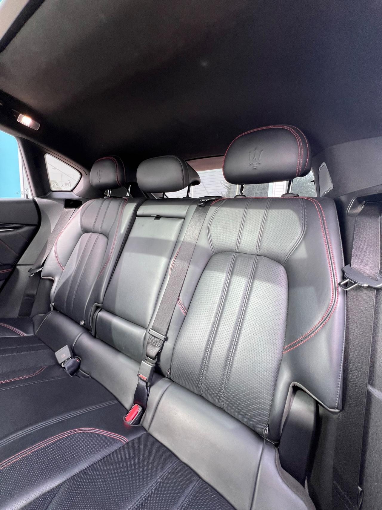 Maserati Levante 3.0 V6 Gransport 350cv auto - possibilità noleggio no scoring