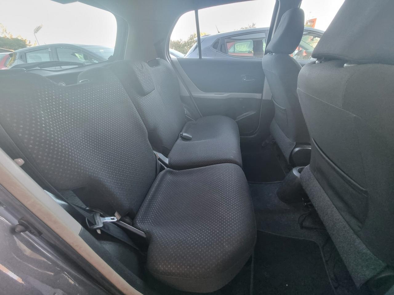 Toyota Yaris 1.3 5 porte Sol