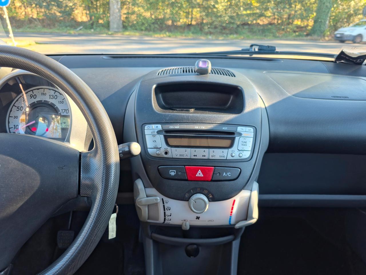 Peugeot 107 1.0 68CV 5p. Urban Move 2008-E4 Manuale NEO