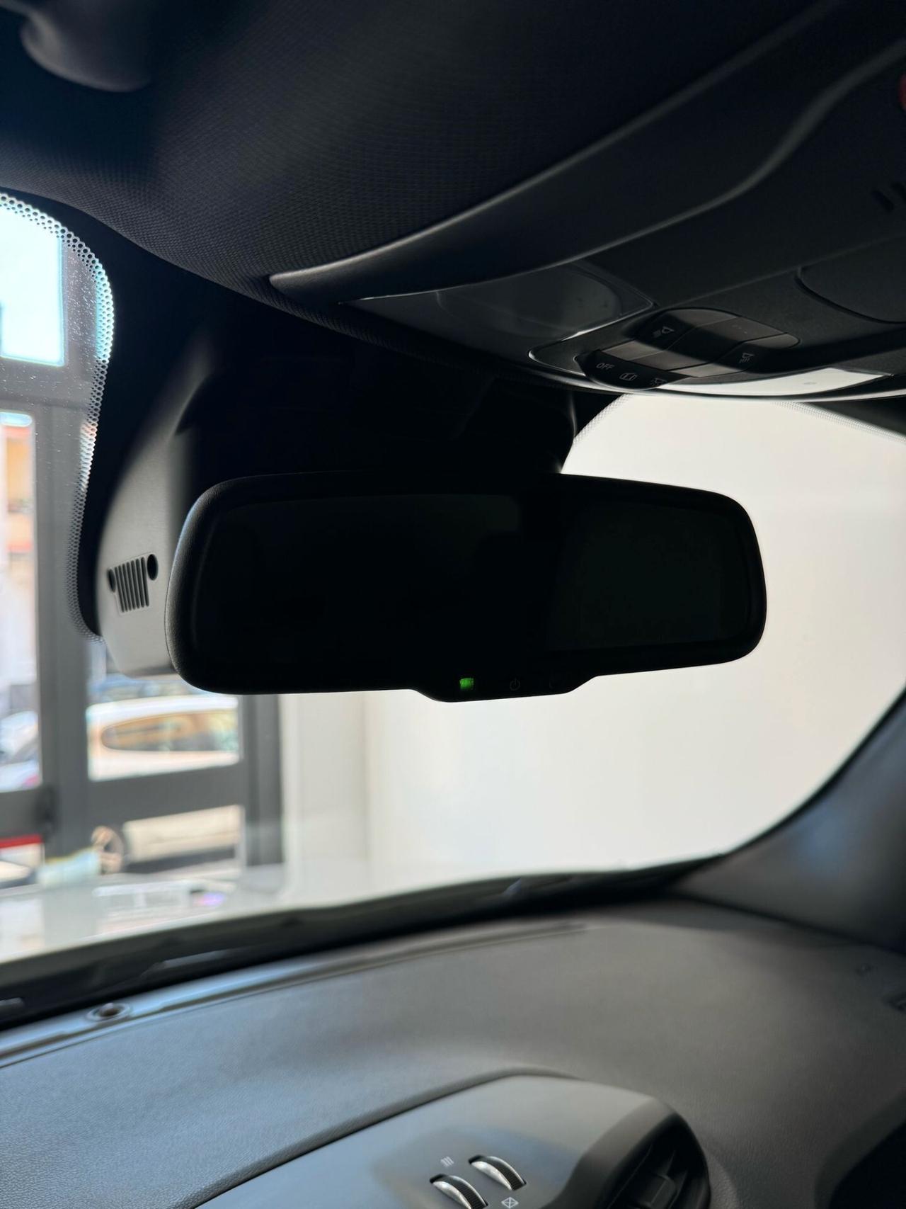 Jeep Renegade 1.6 Mjt DDCT 120 CV S