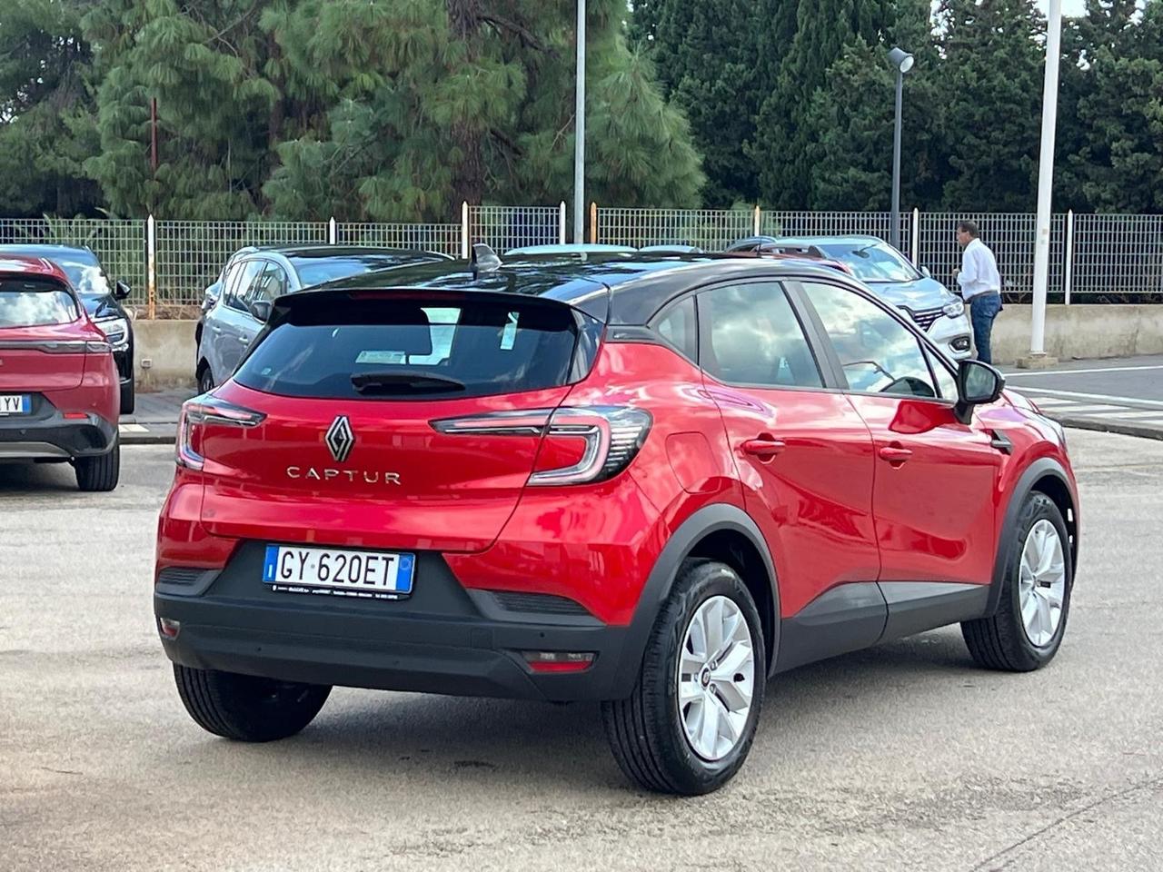 Renault Captur TCe 90 CV Evolution