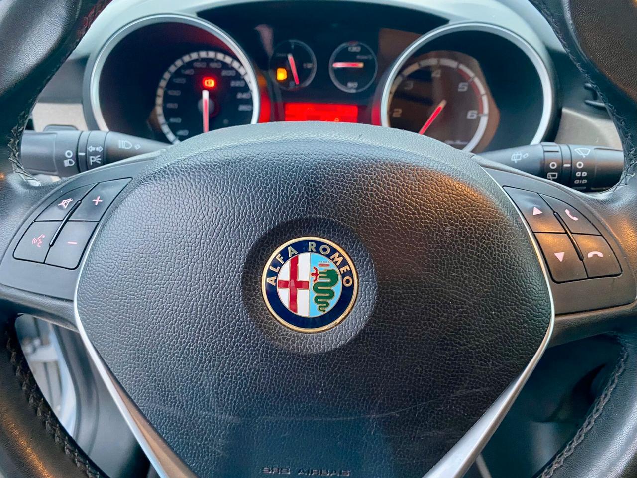Alfa Romeo Giulietta 1.6 JTDm-2 105 CV Distinctive