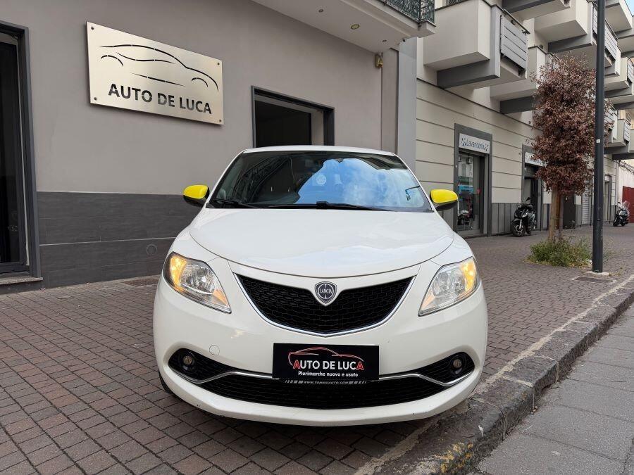 lancia ypsilon 1.2 gpl certificata uniproprietario
