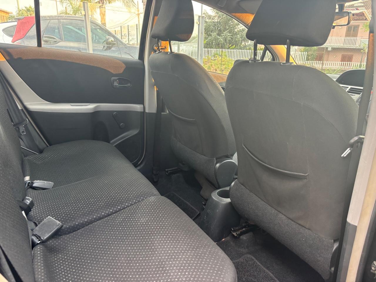 Toyota Yaris 1.3 5 porte Sol-2011