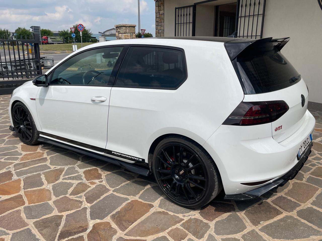 Volkswagen Golf GTI Performance 2.0 TSI 3p. BlueMotion Technology