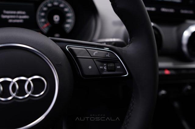 AUDI Q2 30 TDI 116cv S Line Edition Identity Black