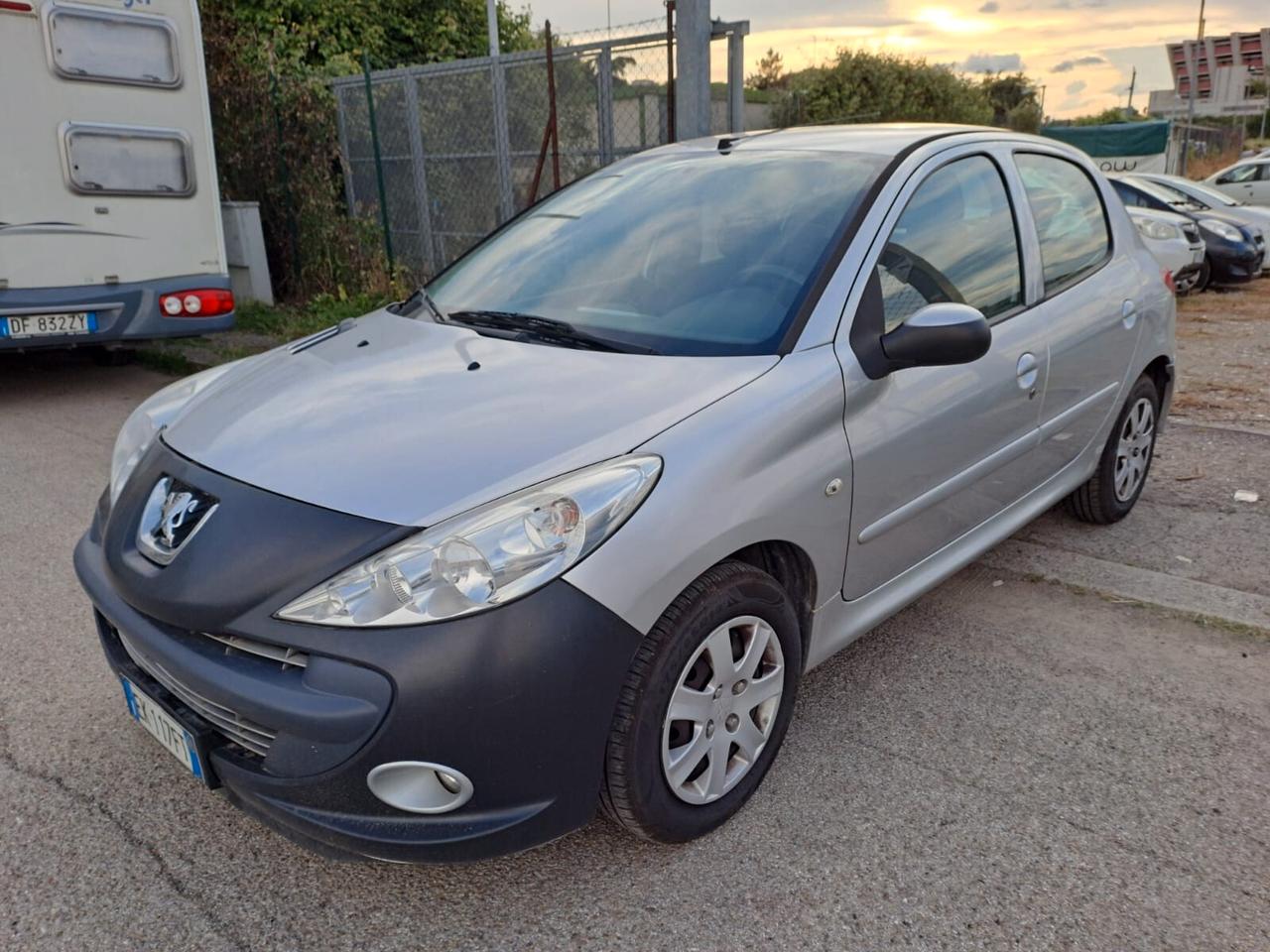 Peugeot 206 benzina