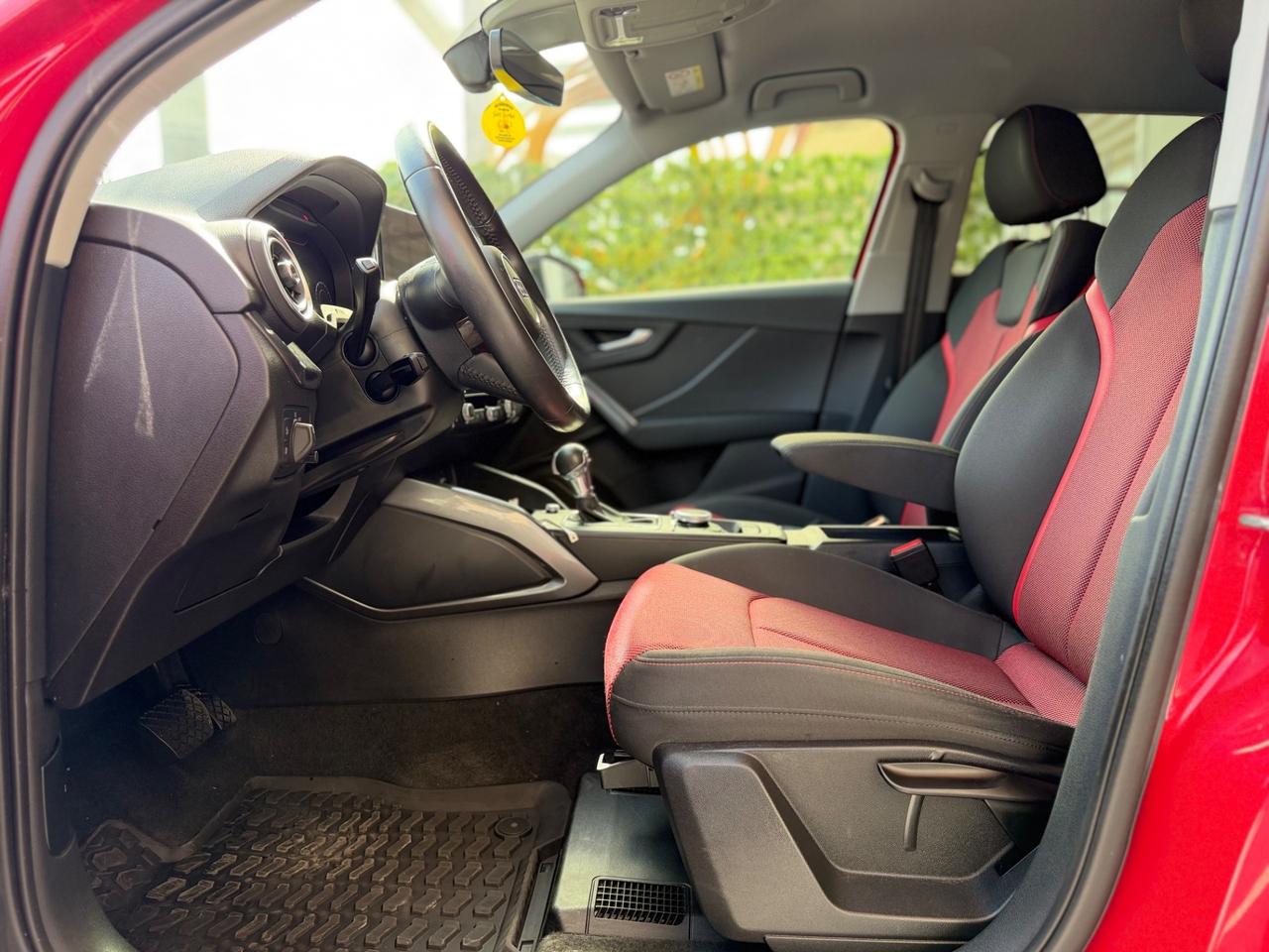 Audi Q2 30 TDI S line Edition