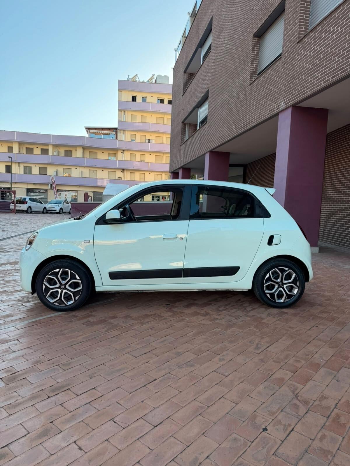 Renault Twingo SCe 65 CV Intens