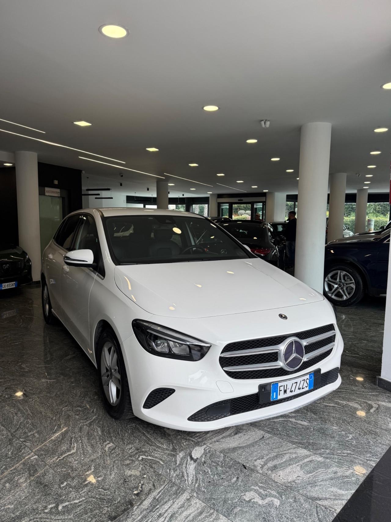 Mercedes-benz B 180 d Automatic Executive