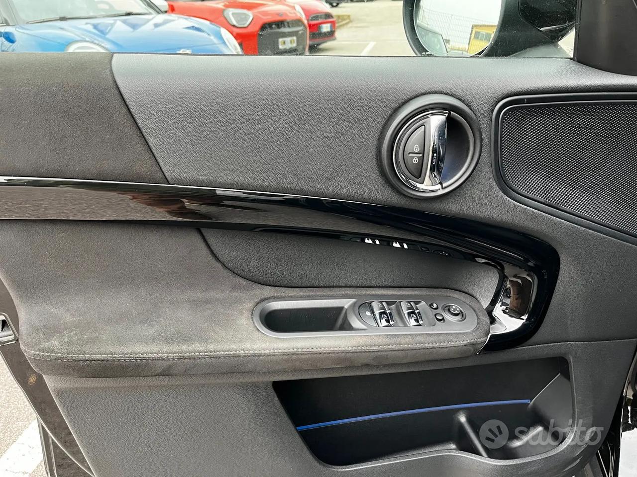 MINI COUNTRYMAN JCW ALL4 306CV