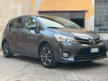 Toyota Verso 1.6 Style 5 posti * 59.000 KM *