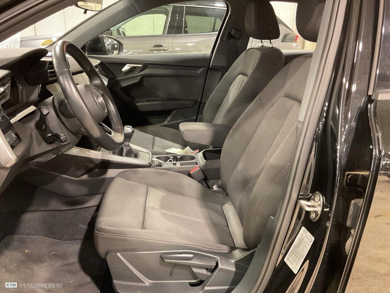 Audi A3 SPORTBACK 30 TDI 115CV 6M. BUSINESS ( COCKPIT - FARI LED PDC NAVI )