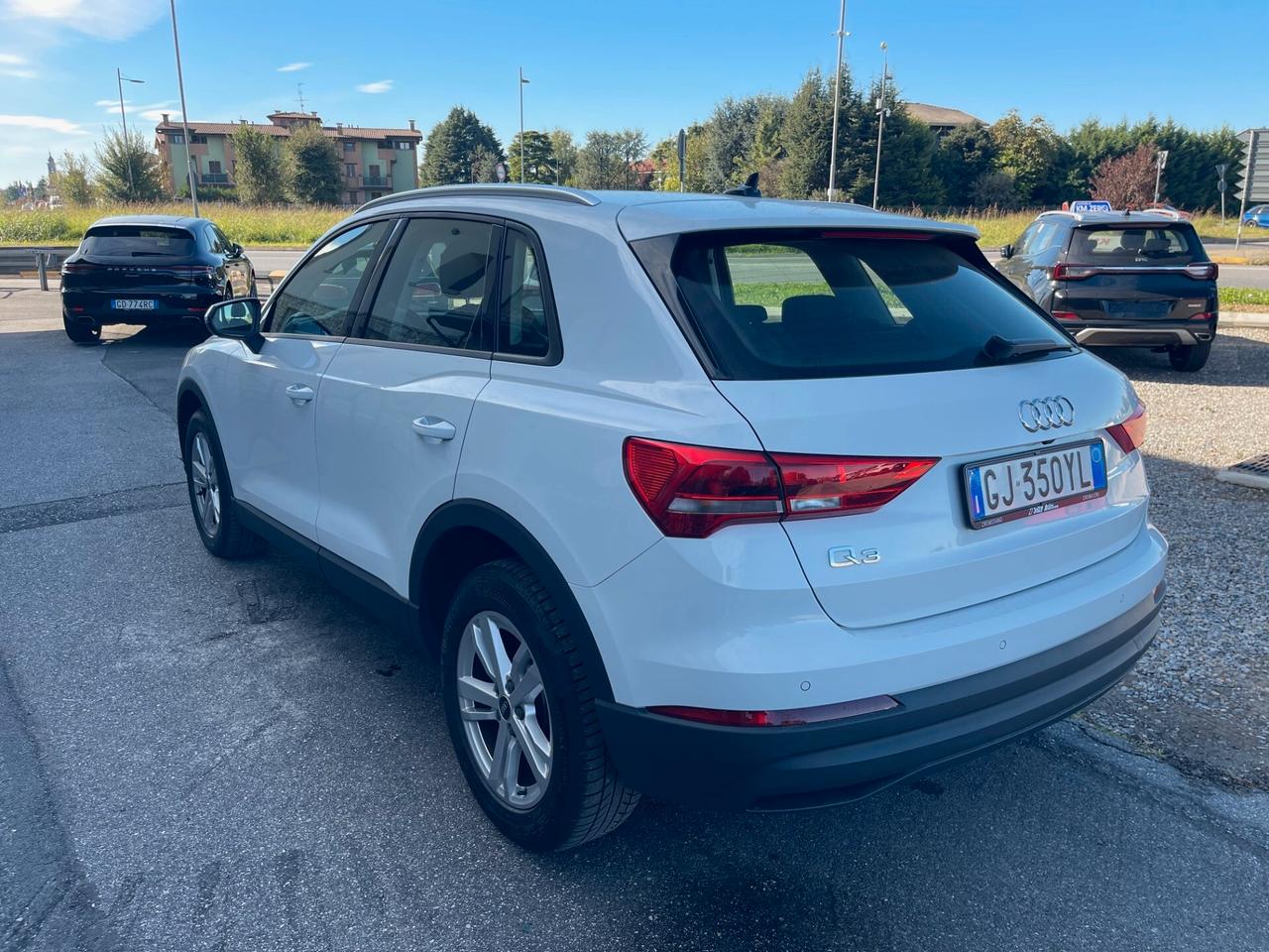 Audi Q3 35 TDI S tronic Business Advanced