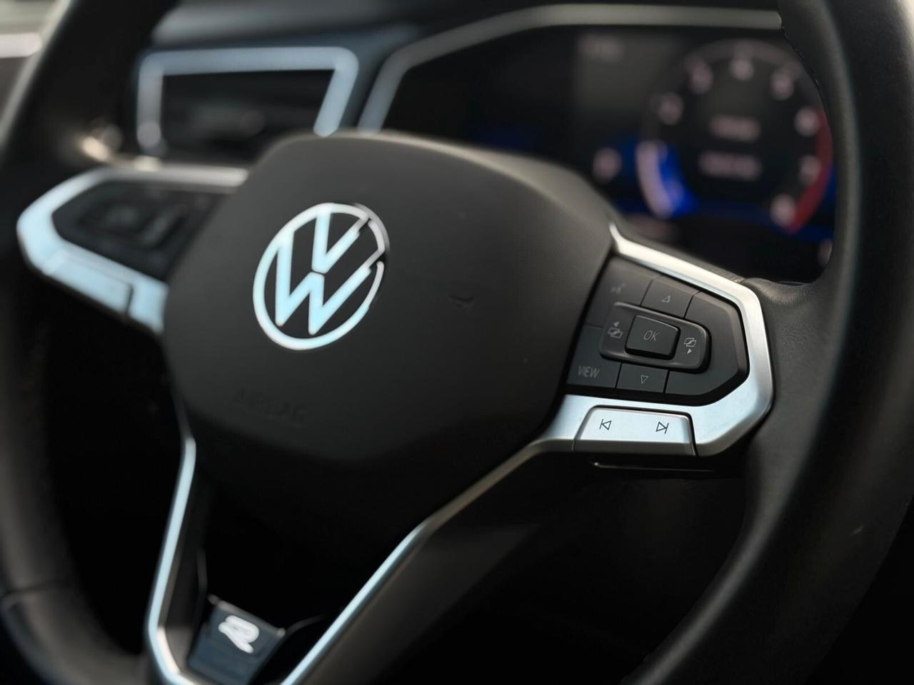 Volkswagen Polo 1.0 TSI DSG R-Line