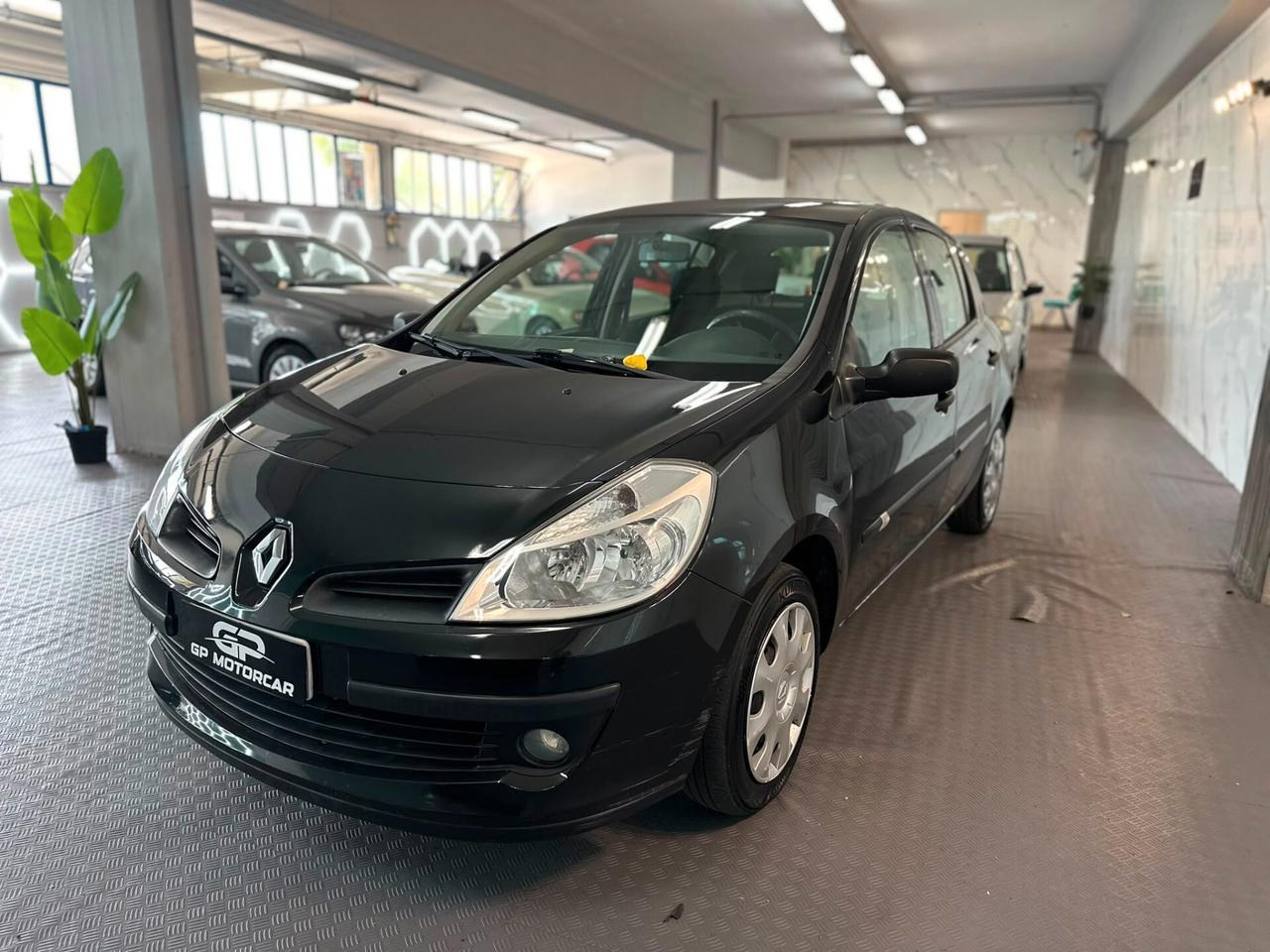 Renault Clio 1.2 16V 5 porte Le Iene
