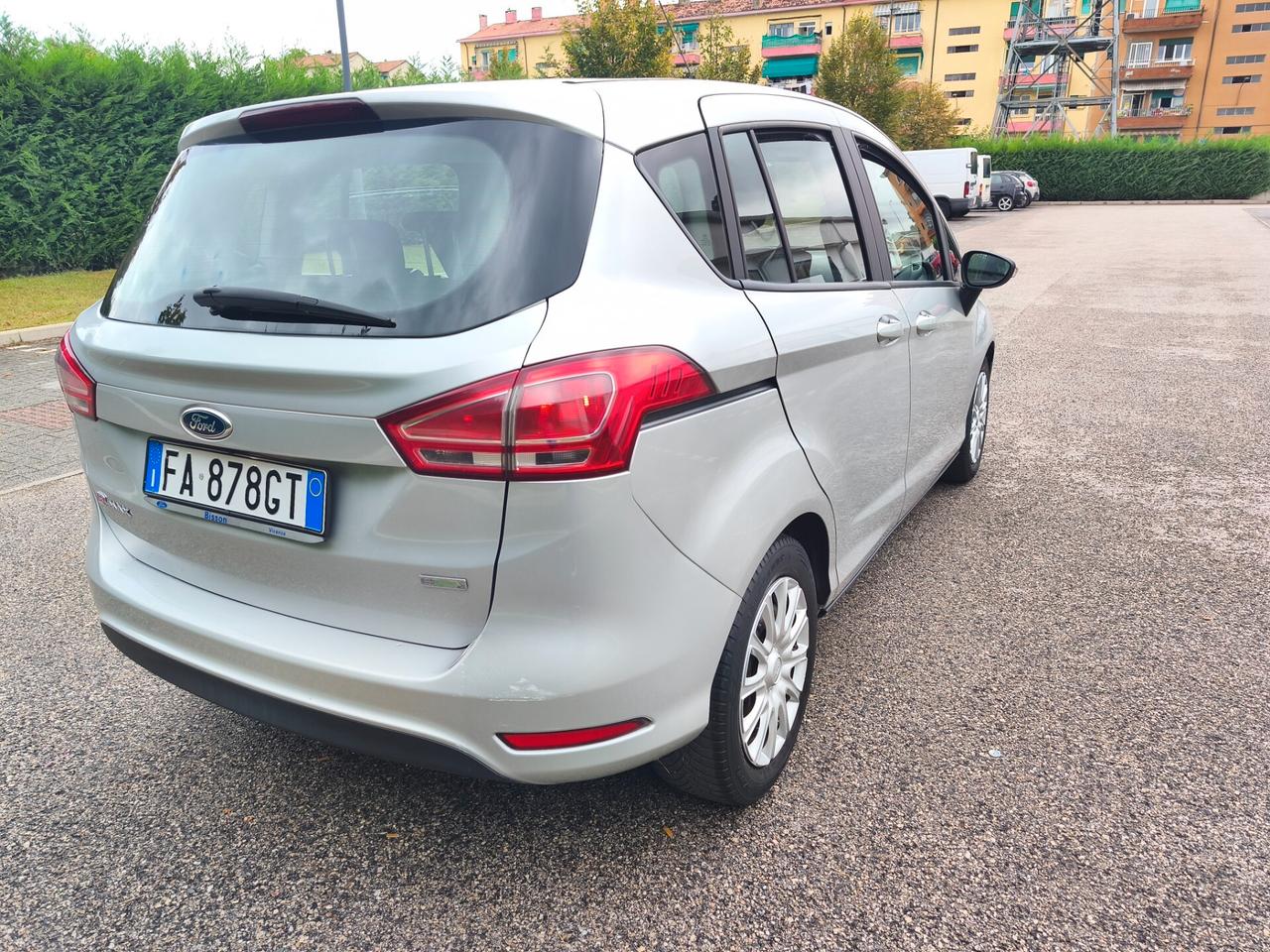 Ford B-Max 1.0 BENZINA NEOPATENTATI GARAN.