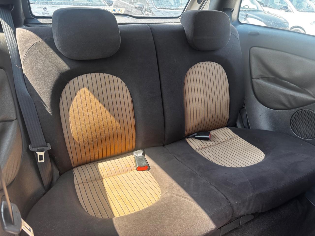 Lancia Ypsilon 1.3 MJT 90 CV Platino