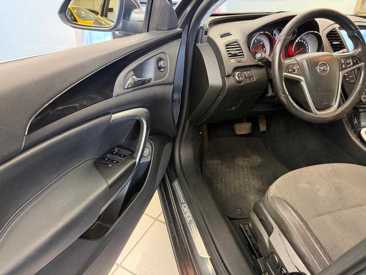 OPEL INSIGNIA 2.0 BITURBO CDTI SPORTS TOURER AUT. COSMO