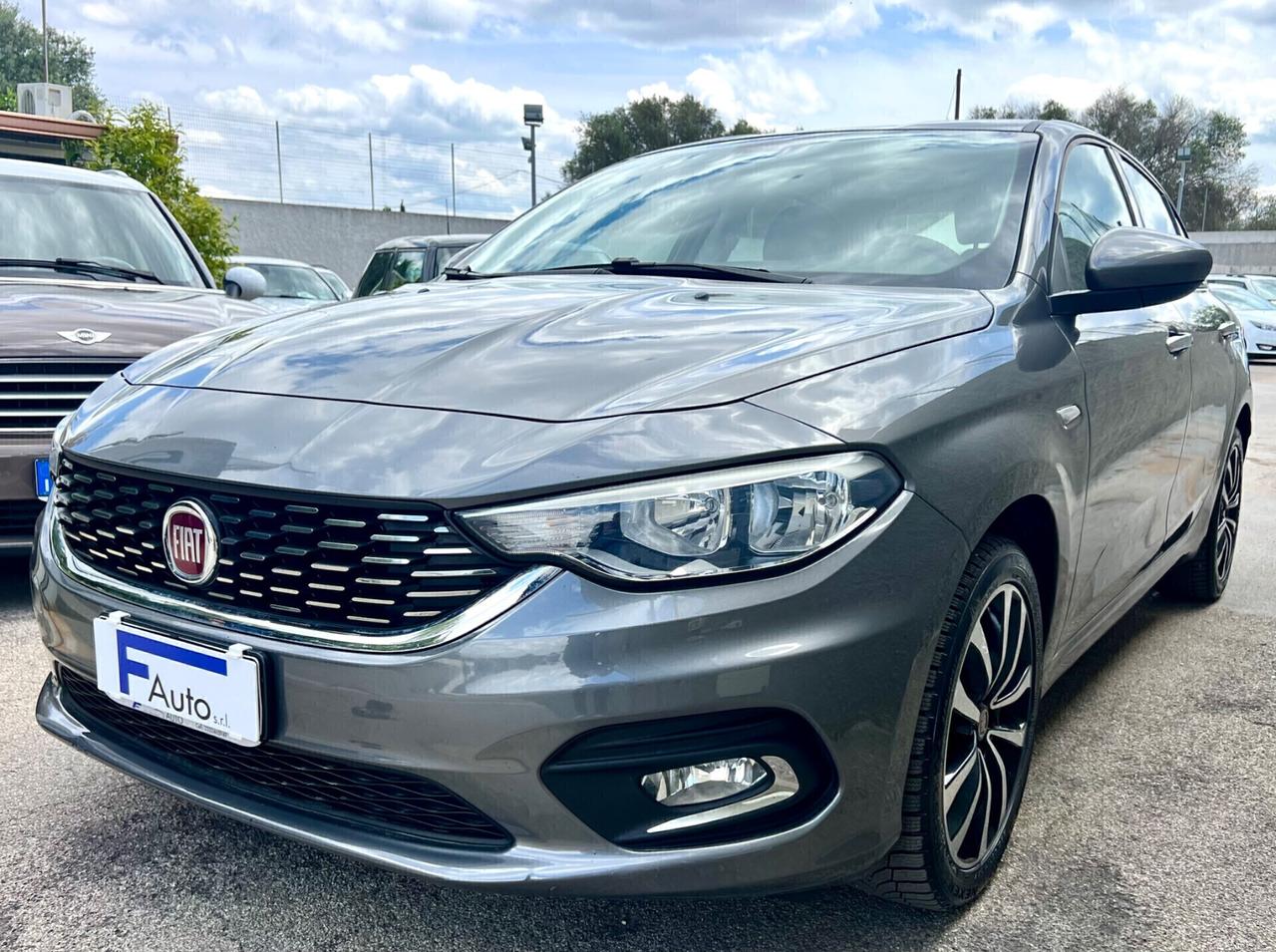 Fiat Tipo 1.6 Mjt berlina,**132.023km**,Cerchi diamantati,Climatronic biz.,Navi,ecc.