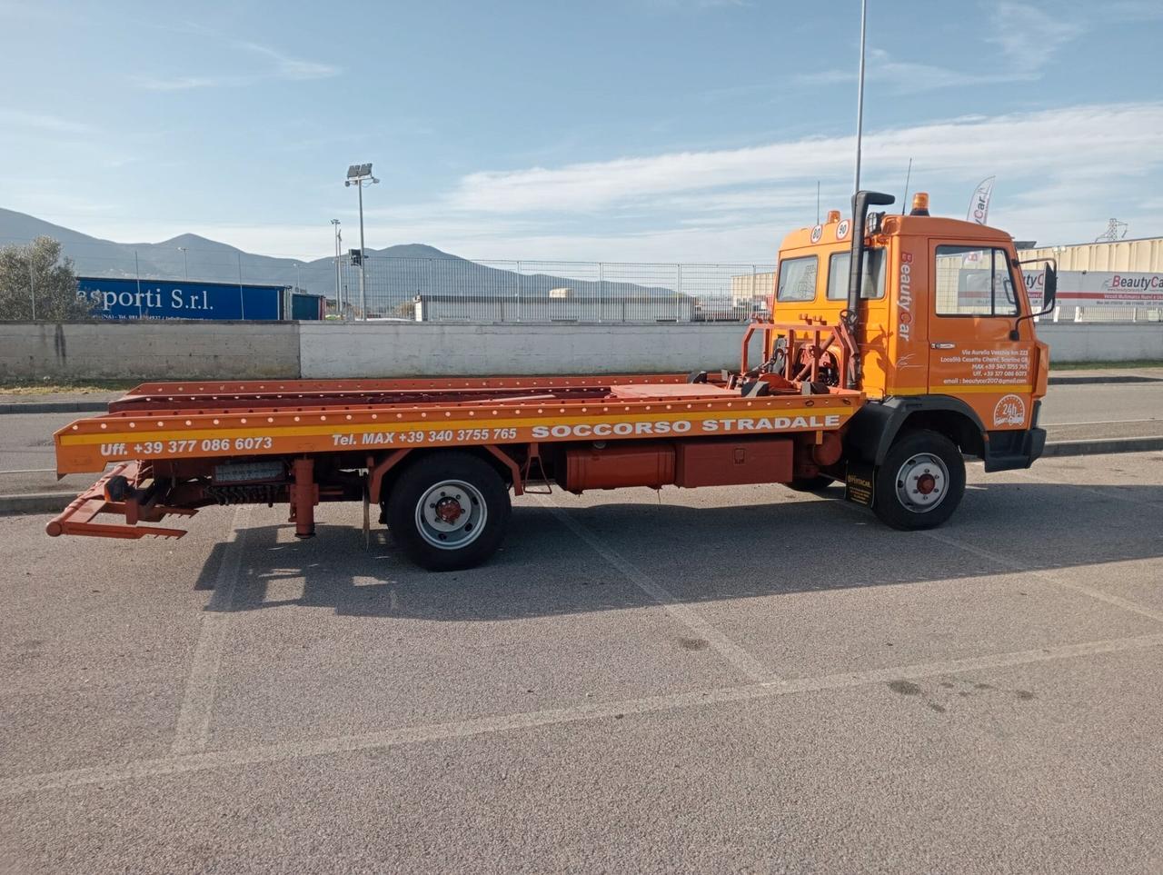 CARROATTREZZI IVECO UNIC ATTREZZATURA PER SOCCORSO STRADALE CON FORCHE POSTERIORI - TAGLIANDO E REVISIONE EFFETTUATA