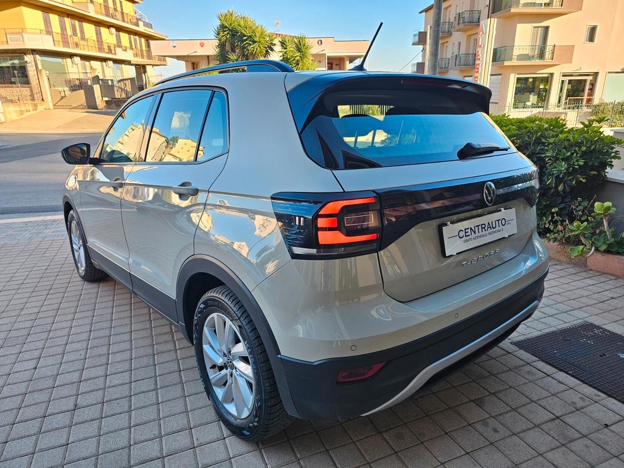 Volkswagen T-Cross 1.0 TSI Life BMT