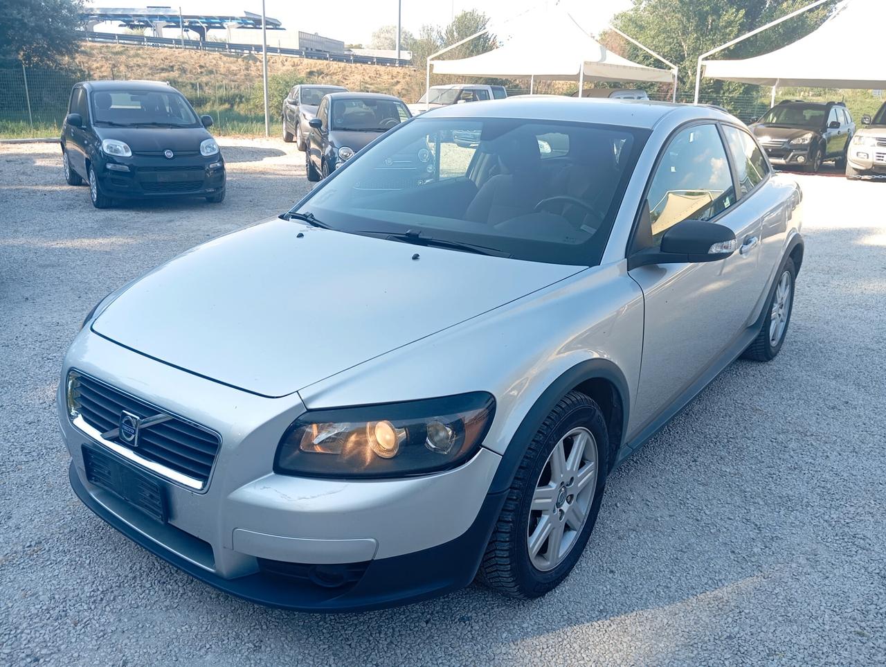 Volvo C30 2.0 D Momentum