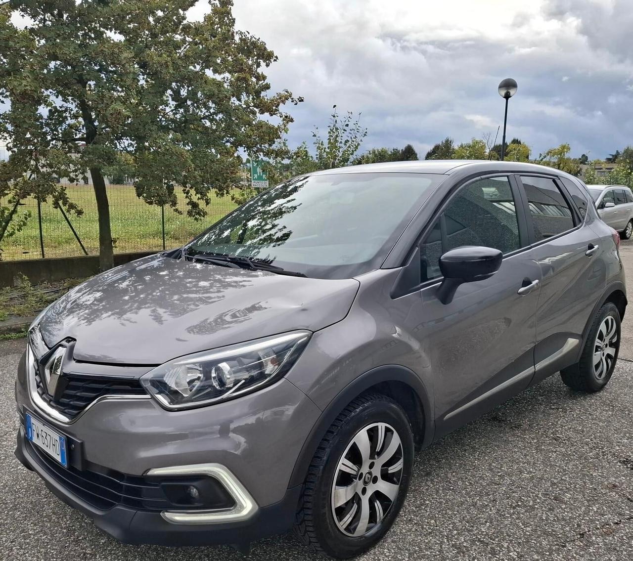 RENAULT CAPTUR NEOPATENTATI