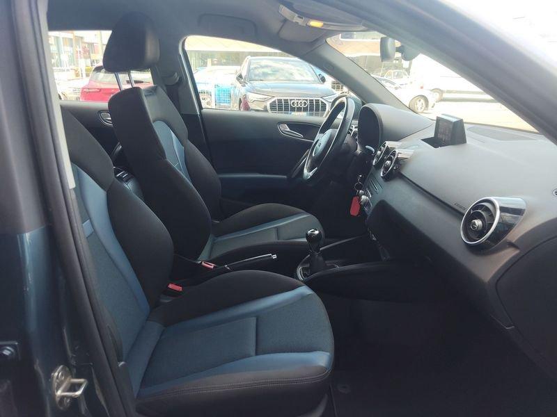 Audi A1 A1 Sportback 1.0 tfsi Sport 82cv