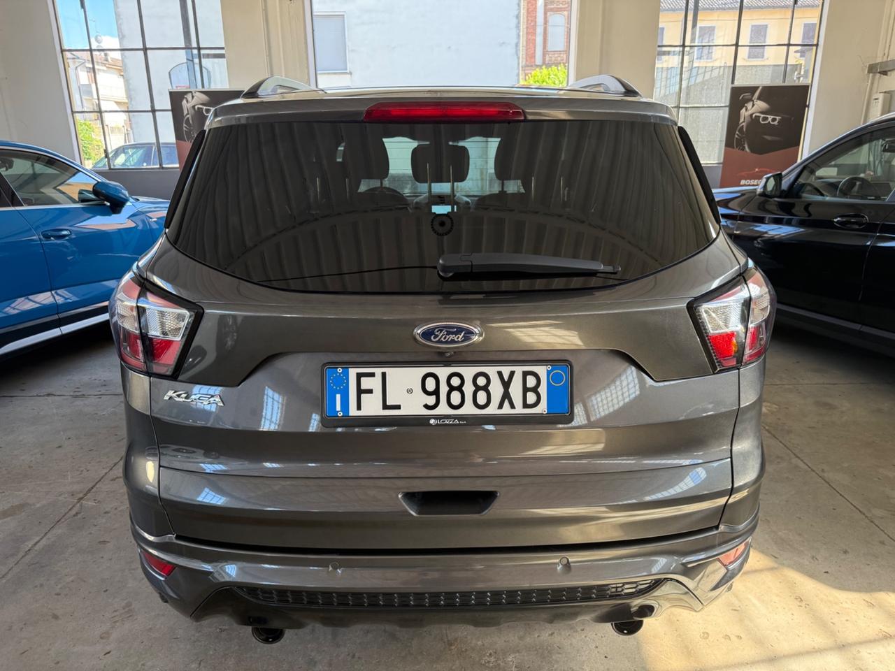Ford Kuga 1.5 TDCI 120 CV S&S 2WD Powershift ST-Line