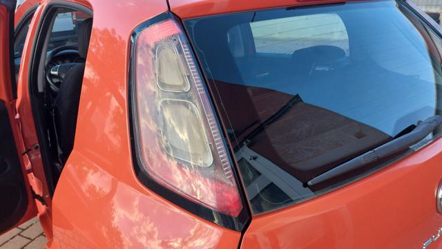 FIAT Punto 1.4 8V 5 porte Natural Power Young