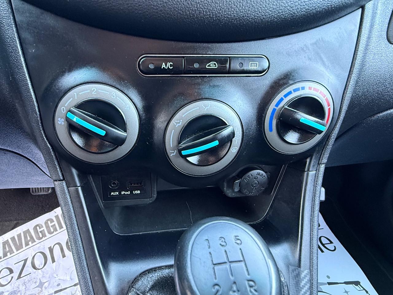 Hyundai i10 1.1 12V BlueDrive GPL Sound Edition