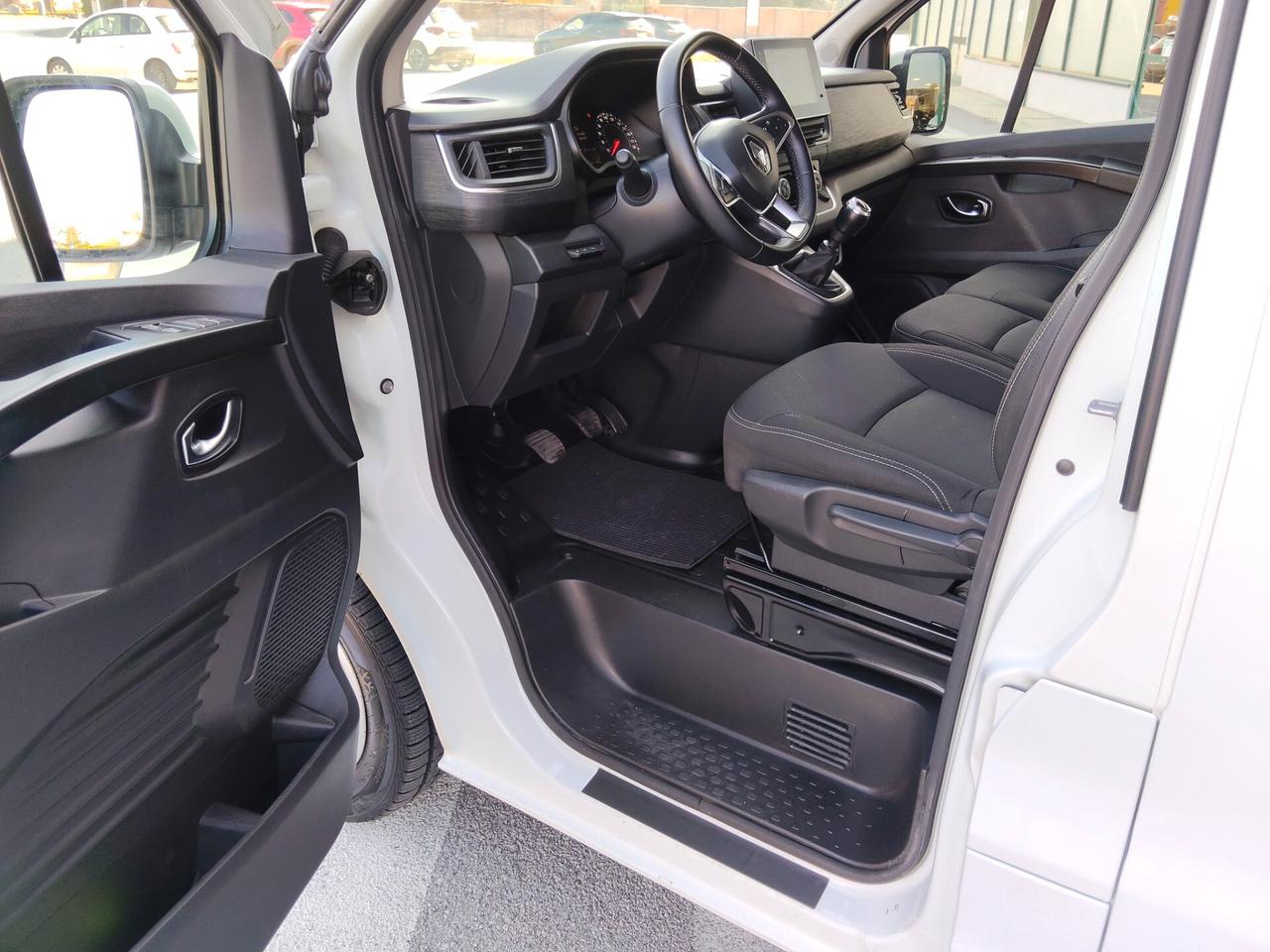 Renault Trafic 2.0dci 140cv 9 posti 2023 PASSO LUNGO