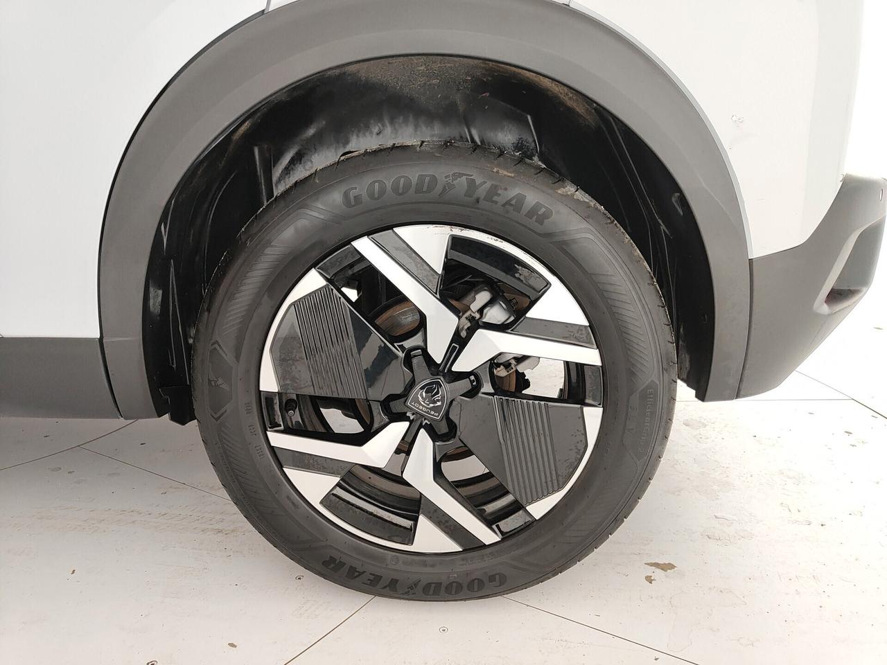 Peugeot 2008 PureTech 130 S&S EAT8 Allure