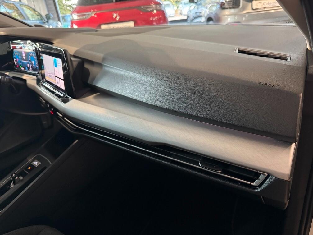Volkswagen Golf 1.0 etsi evo Life 110cv dsg App conn Led 17" Neopat