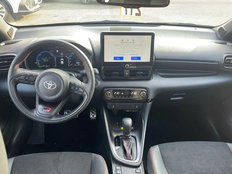 Toyota Yaris Hybrid 130 GR SPORT