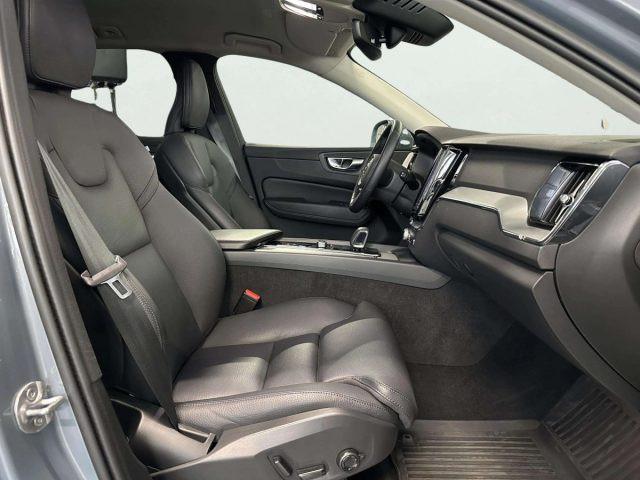 VOLVO XC60 B4 (d) AWD automatico Ultimate Bright N1