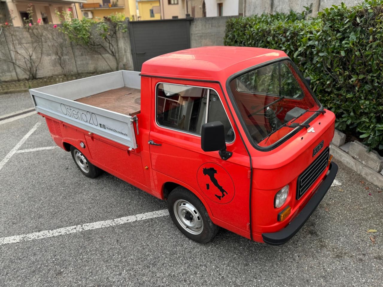 Fiat 900T - il furgoncino “Tuttofare”