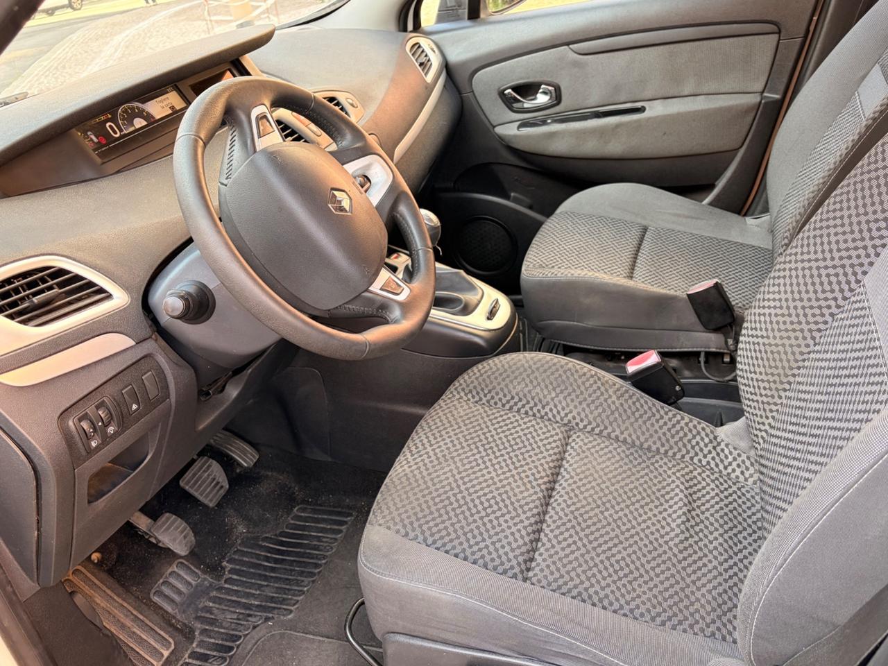 Renault Scenic Scénic X-Mod 1.5 dCi 110CV Luxe
