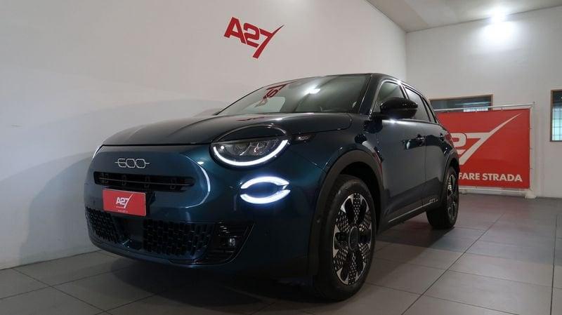 FIAT 600 600 1.2 hybrid La Prima 110cv auto
