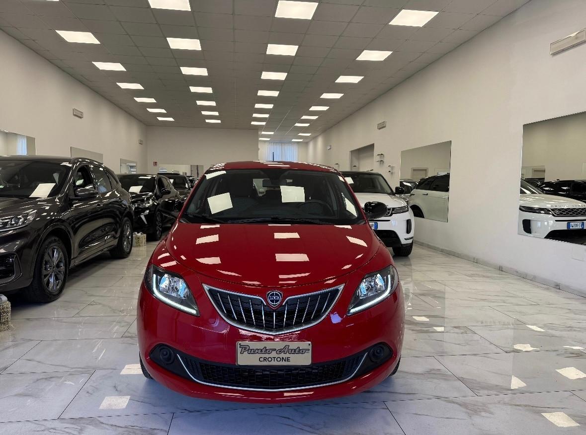 Lancia Ypsilon 1.0 FireFly 5 porte S&S Hybrid 70 cv